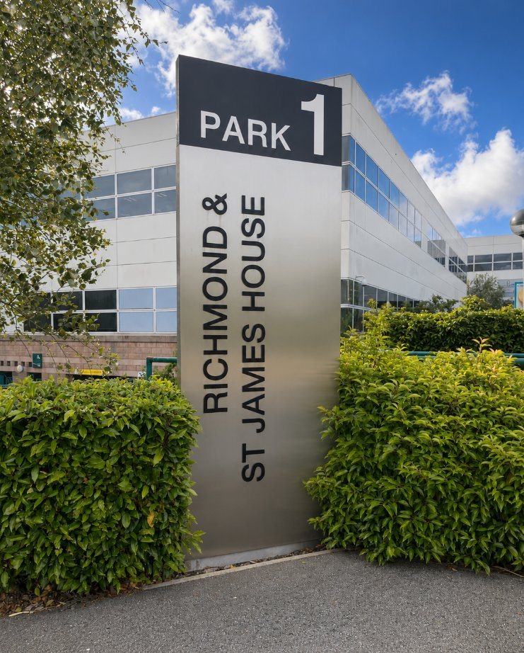 Park 1, Richmond & St James House entrance sign, Bracknell
